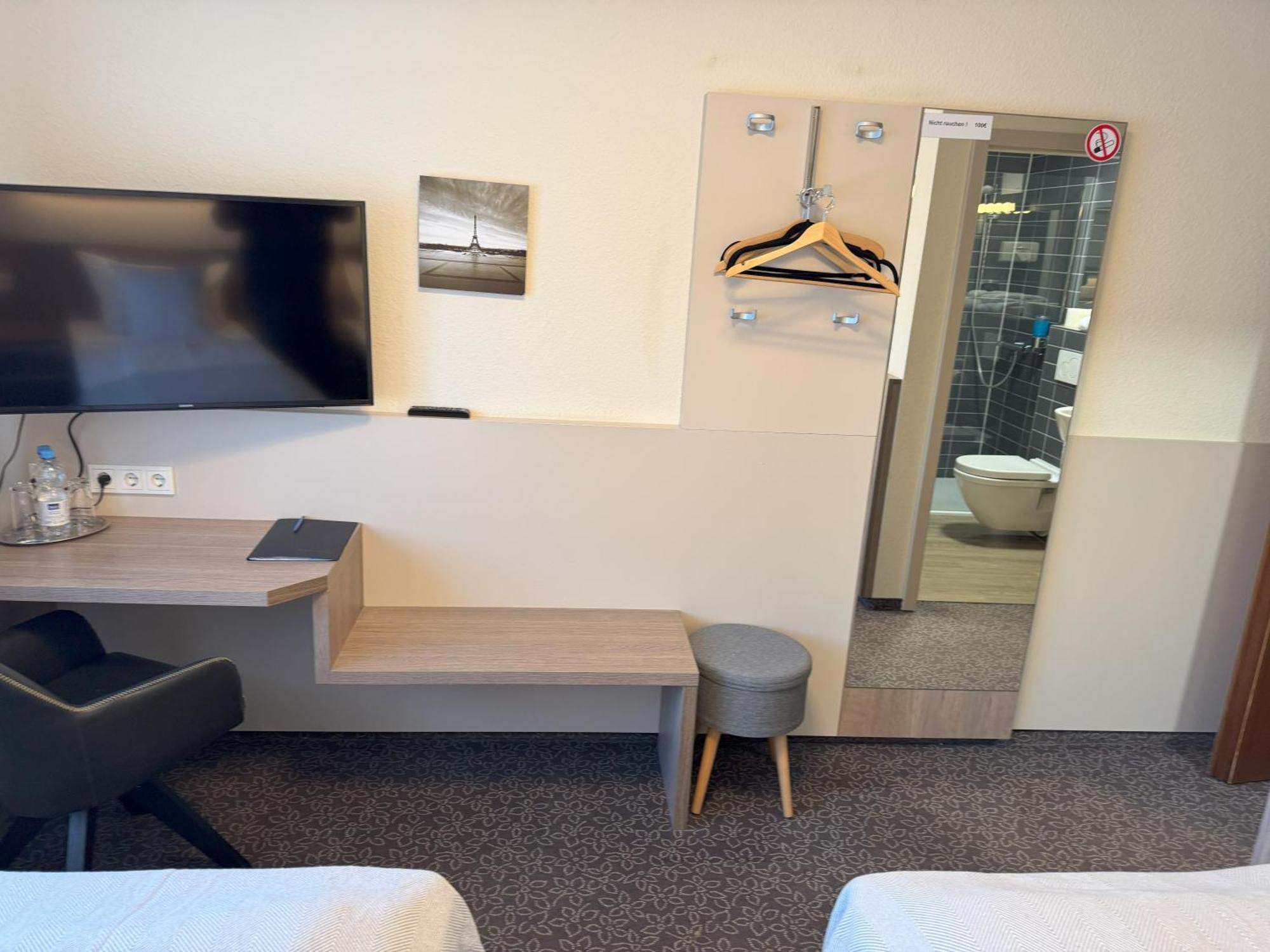 Hotel Zum Ritter Seligenstadt Exteriör bild